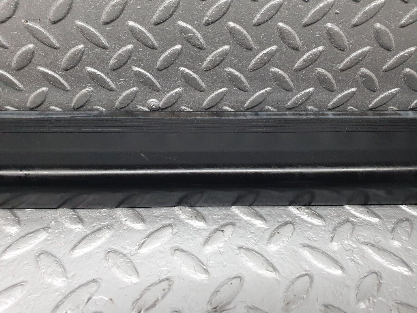 41776 Mercedes-Benz W202 C200 Front Left Door Sill Trim 2026800735
