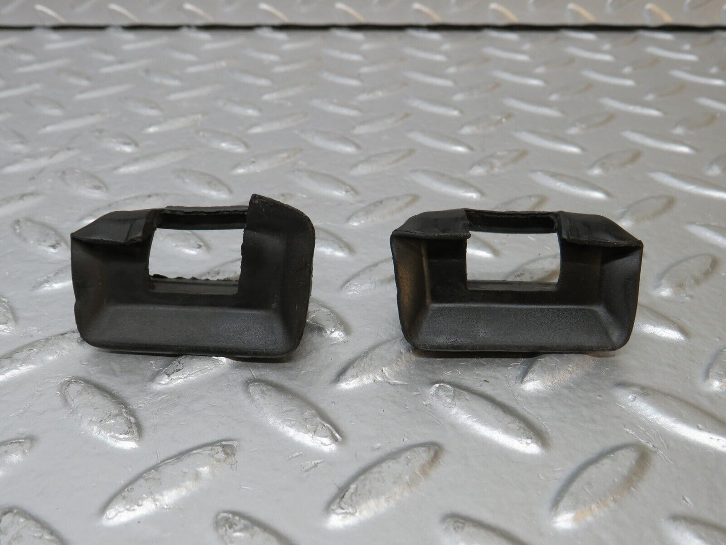 31254 Mercedes-Benz S124 220TE Wagon Door Check Strap Rubber Seal 2017270430