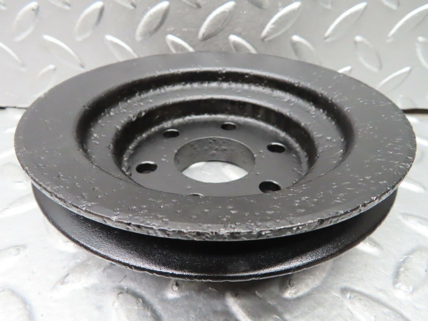 20886 Mercedes-Benz W114 250CE Coupe Crankshaft Pulley