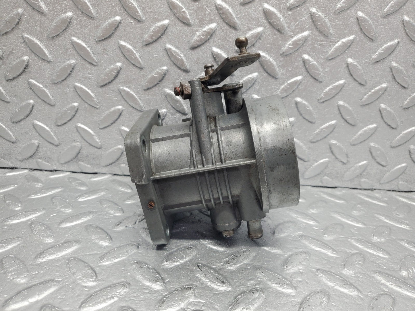 W112 throttle body valve used OEM
