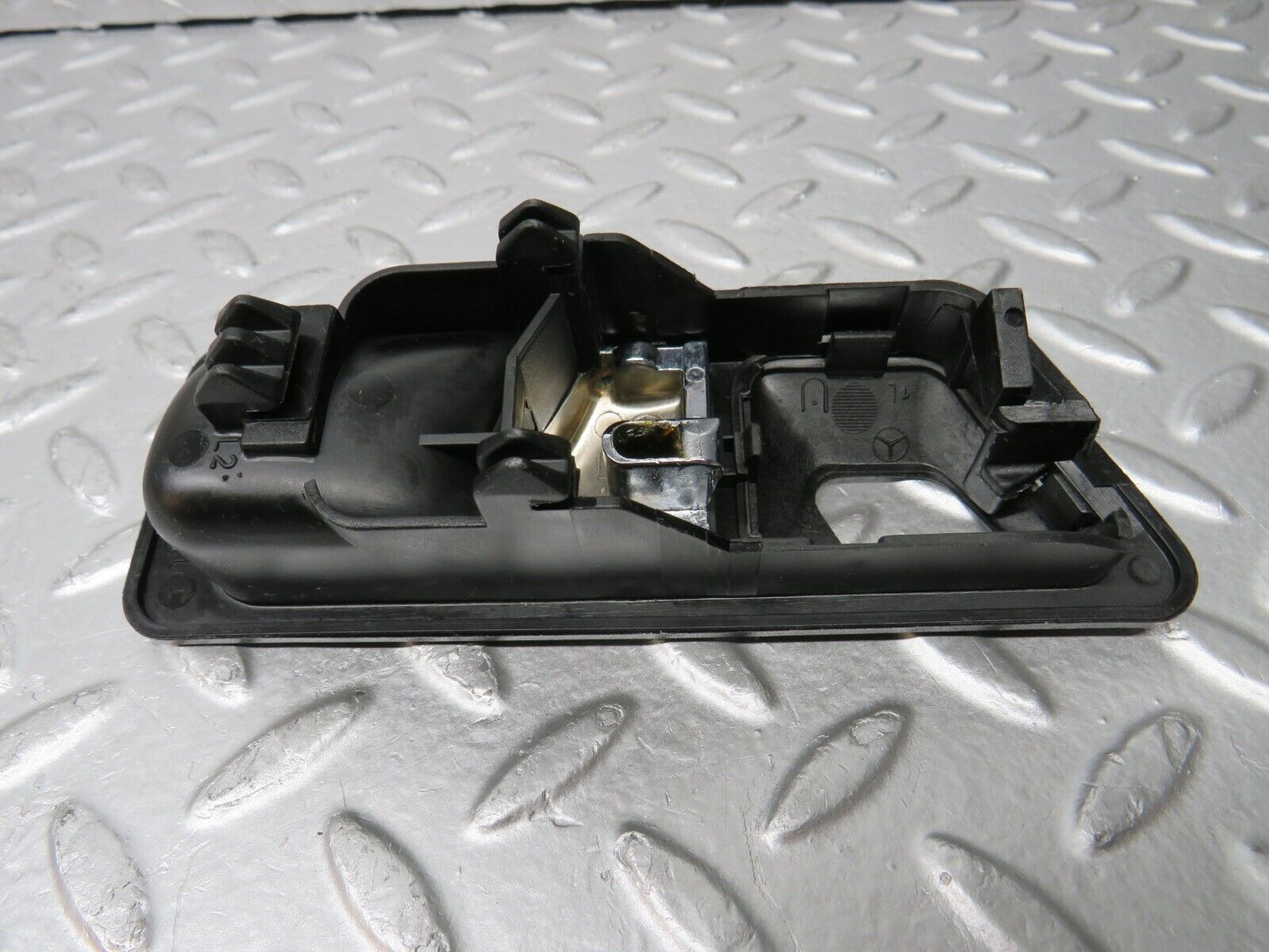 30586 Mercedes-Benz W201 190E 2.0L Left Interior Door Handle 2017660164