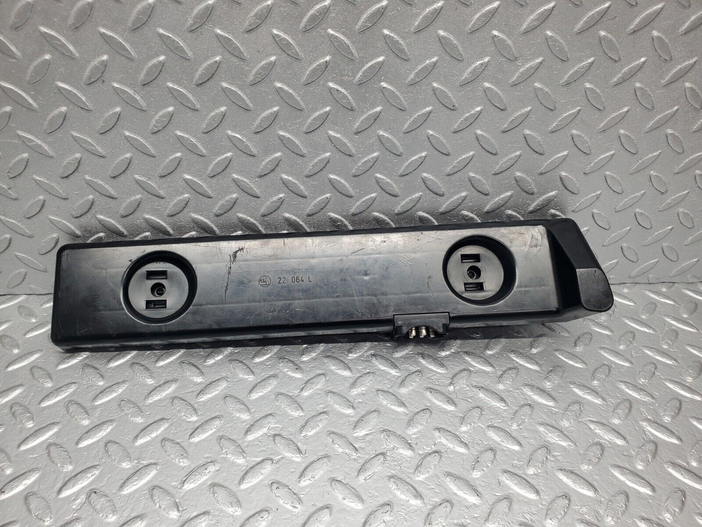 46438 Mercedes-Benz C123 280CE Coupe Tail Light Bulb Holder Left Side 22064L