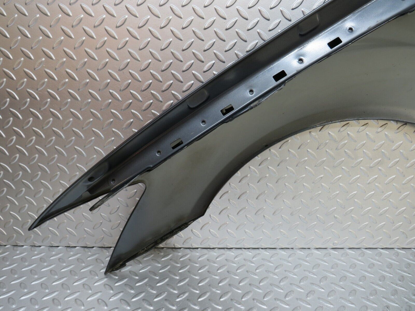 35093 Mercedes-Benz W221 Front Right Aluminium Wing Fender