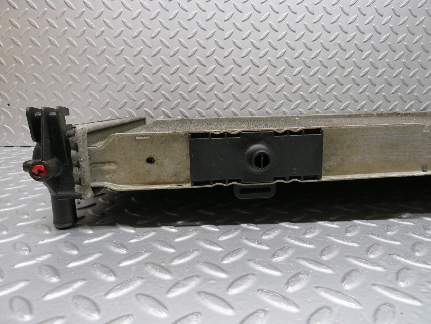 38601 Mercedes-Benz R129 280SL Coupe Engine Coolant Radiator Behr