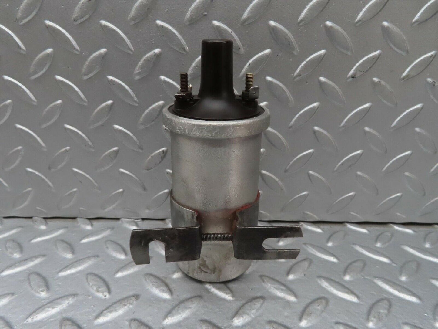 13083 Mercedes-Benz W111 220S Ignition Coil