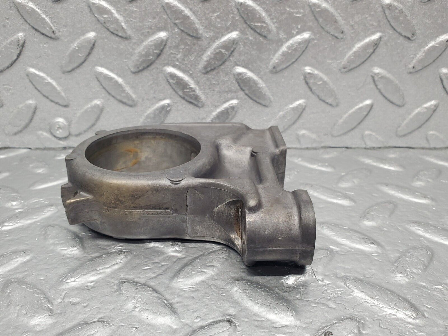 46270 Mercedes-Benz W126 420SE Camshaft Tower Bearing 1160514612