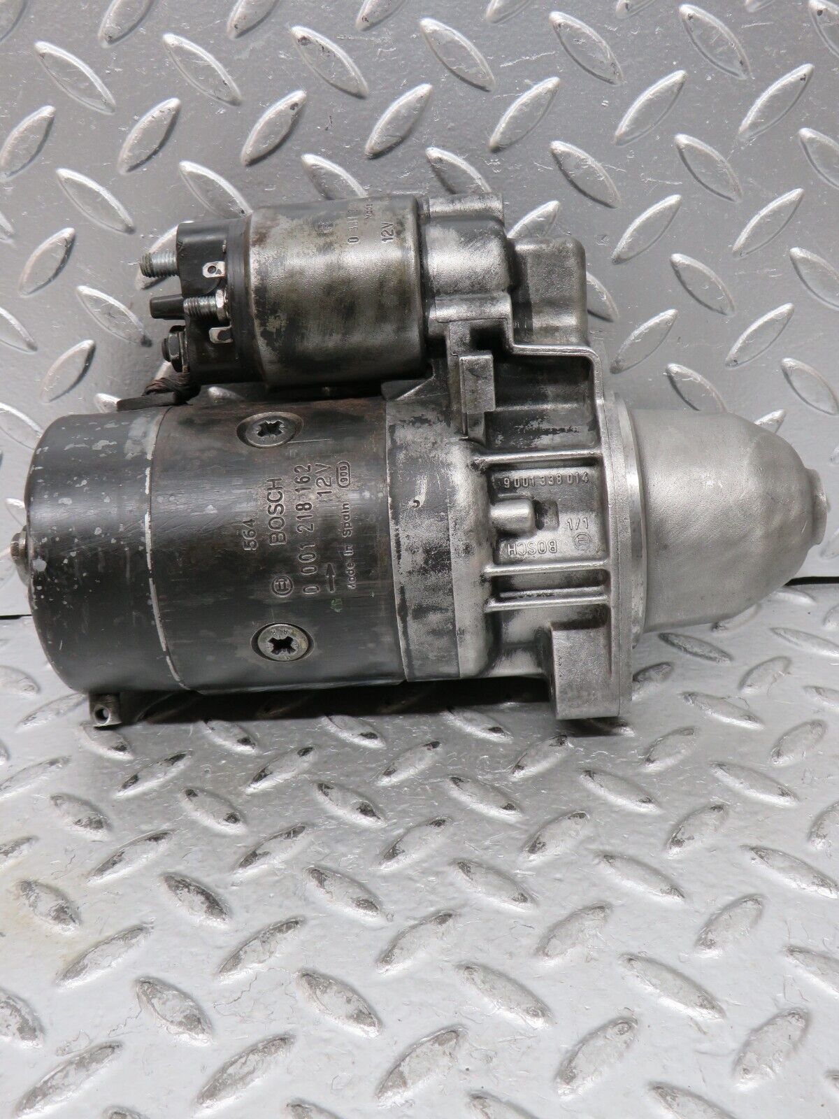 27641 Mercedes-Benz S124 300TE Wagon Starter Motor Bosch 0001218162