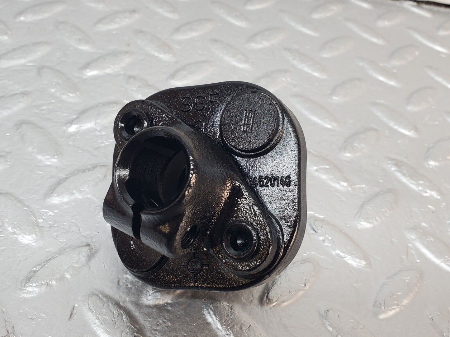 45945 Mercedes-Benz W126 420SE Steering Column Lower Shaft Connector