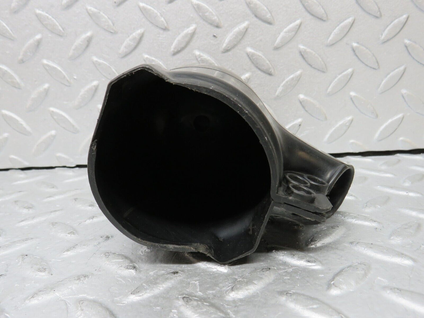 37702 Mercedes-Benz W108 280S Ignition Distributor Cover Cap 0001580785
