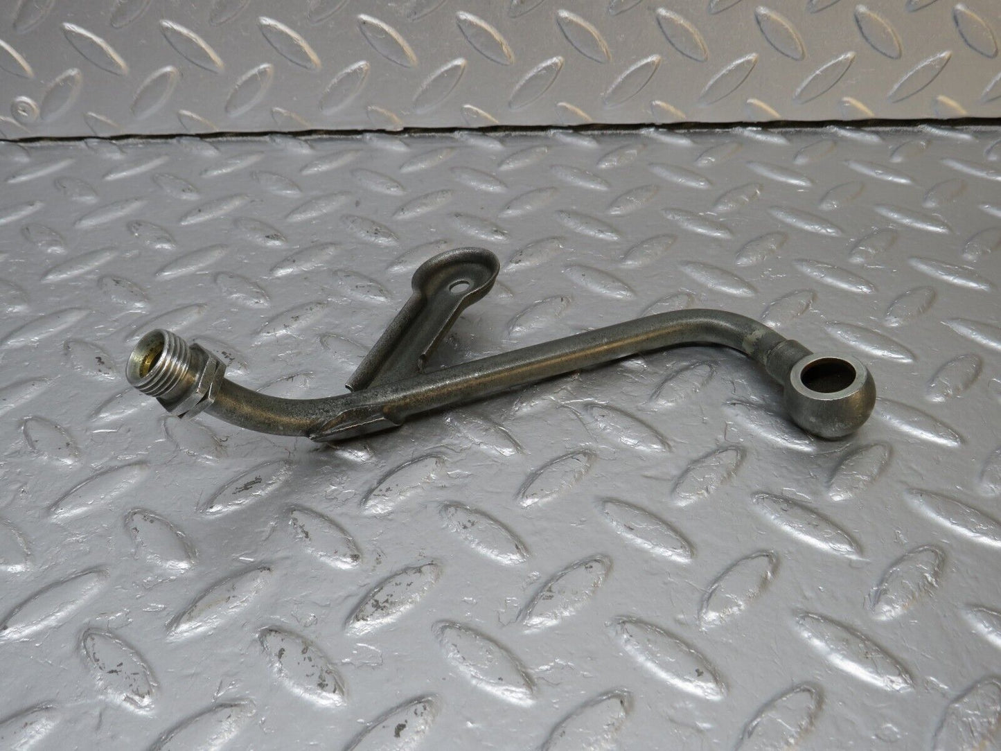 40033 Mercedes-Benz R107 350SL Oil Hose Pipe