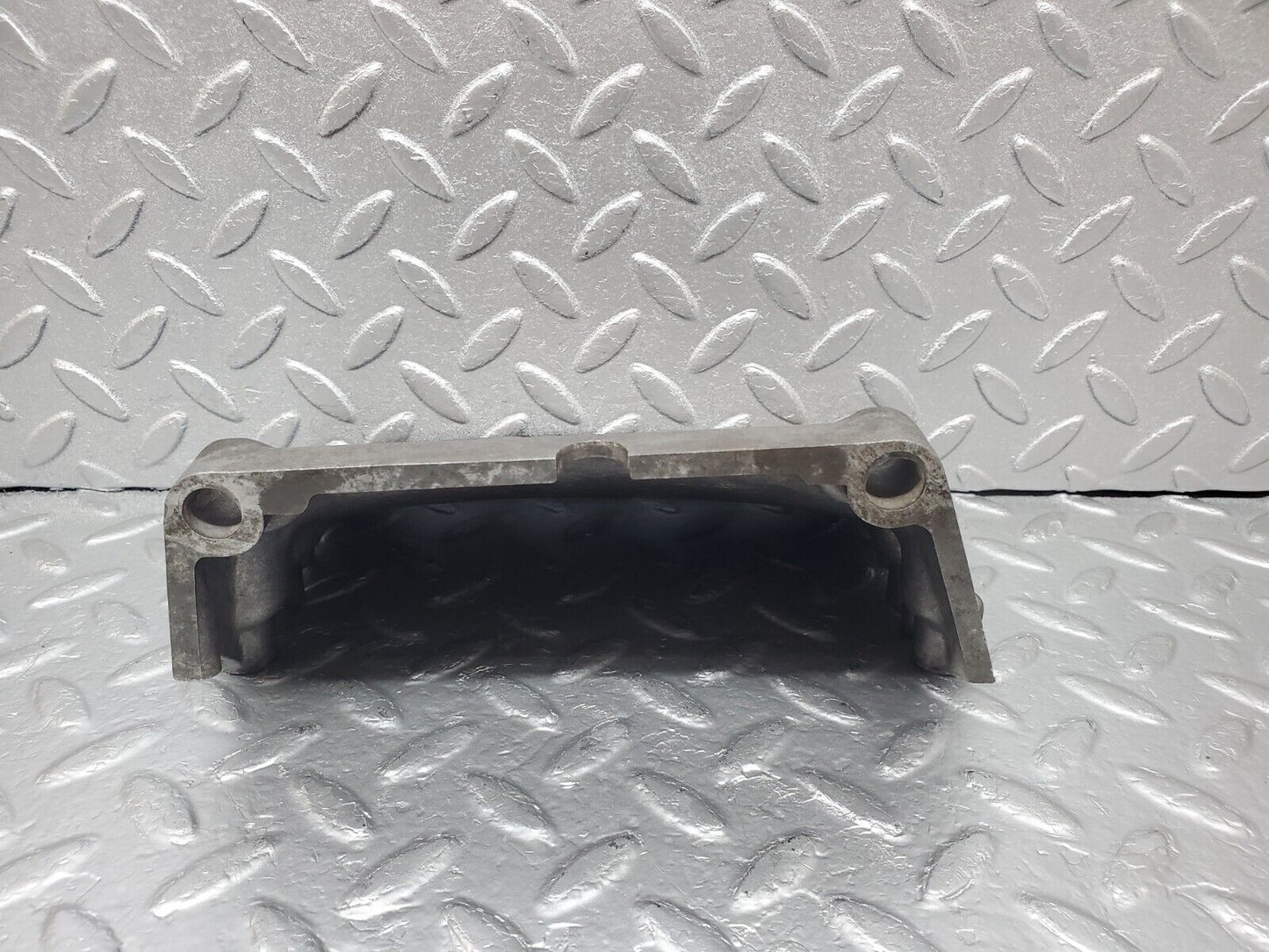44303 Mercedes-Benz W123 280E Gearbox Support 1100140195