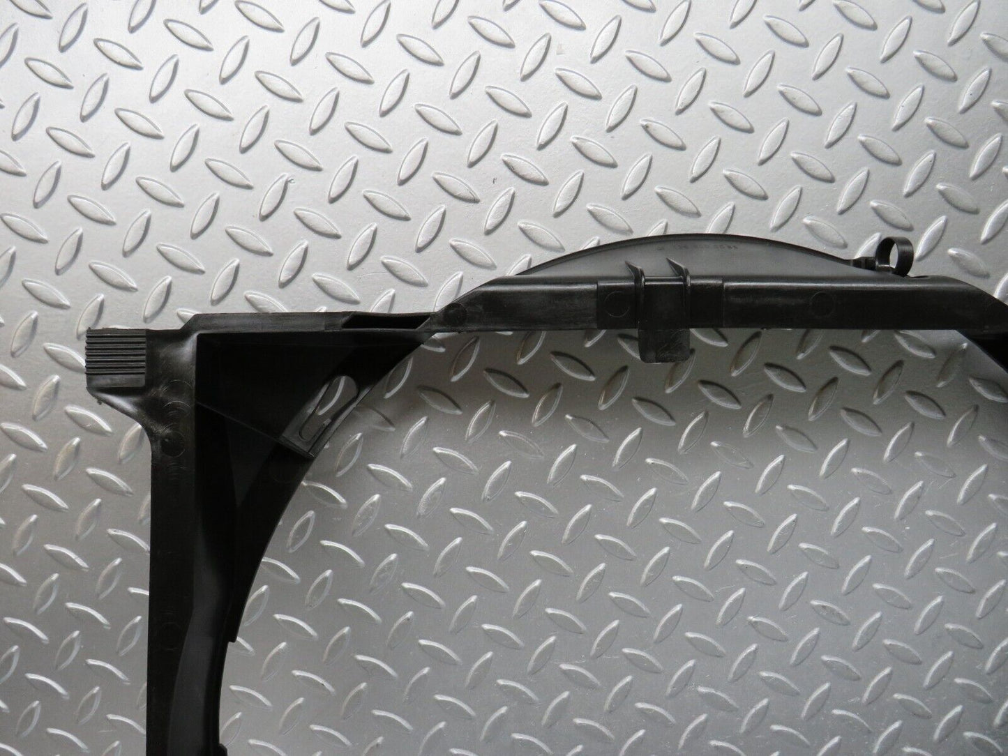 38232 Mercedes-Benz R129 280SL Coupe Radiator Fan Shroud Fan Cover 1295050055
