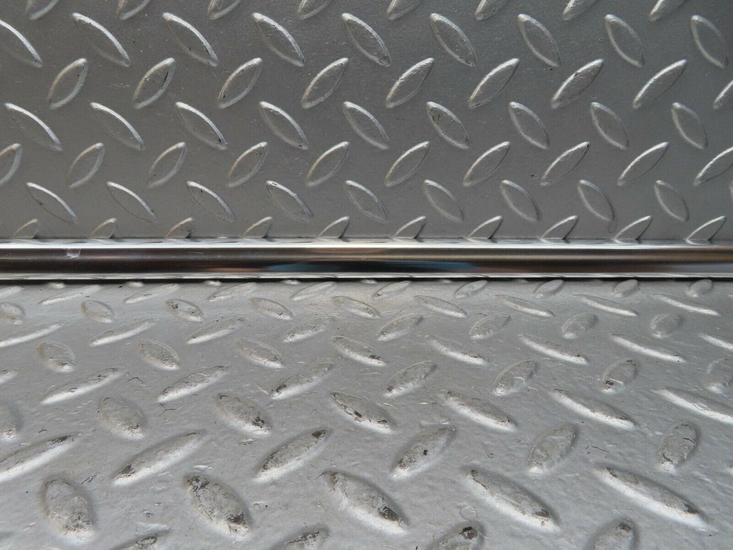 15444 Mercedes-Benz W123 230E Rear Right Door Chrome Moulding Trim