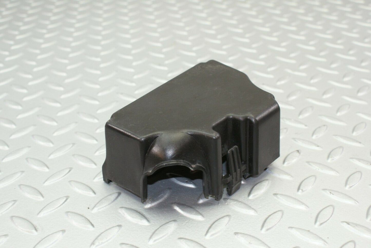 2931 Mercedes-Benz C123 280CE Coupe Fuse Box Relay Cover 1235450146