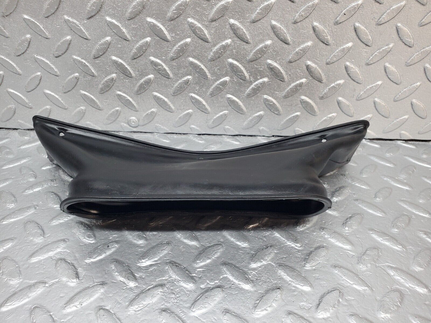 45933 Mercedes-Benz W126 420SE Heating Duct Rubber 1268320088