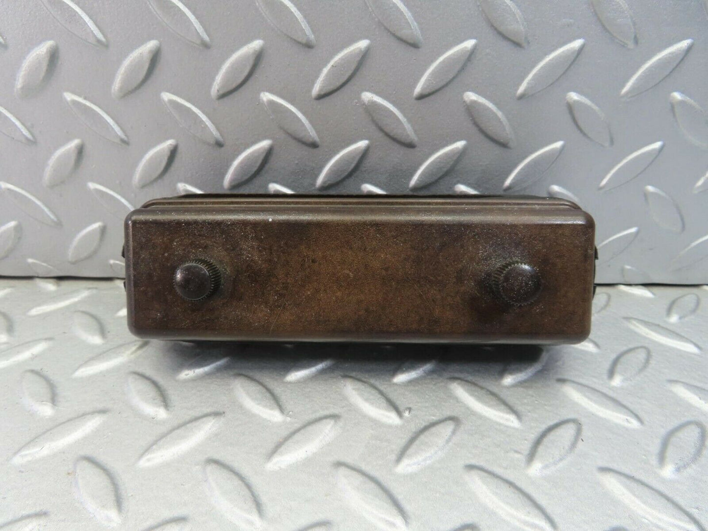 8314 Mercedes-Benz W111 Fuse Box 0005458701