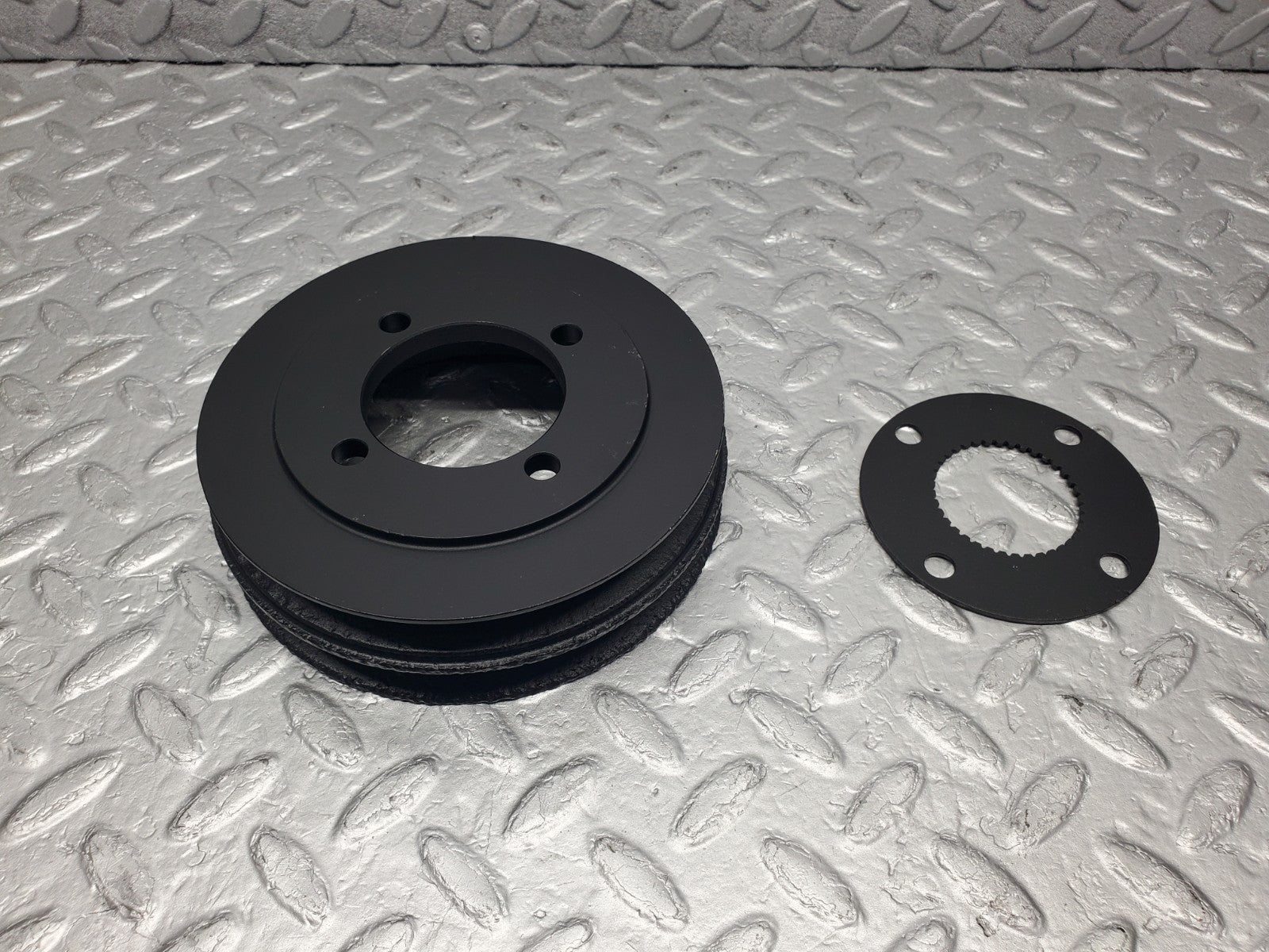 W112 crankshaft pulley used OEM