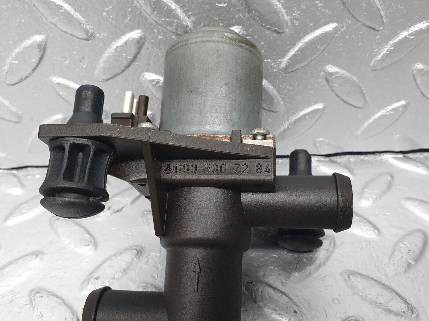 42234 Mercedes-Benz R129 320SL Coupe Heating Water Pump 0008307284 4950000001