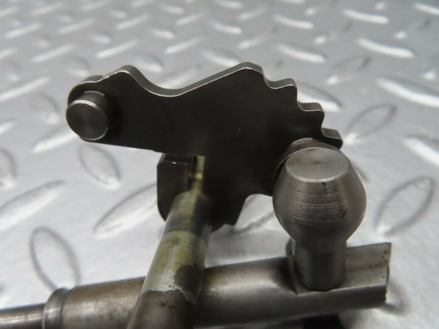 19783 Mercedes-Benz R107 450SL Automatic Gearbox Control Shaft