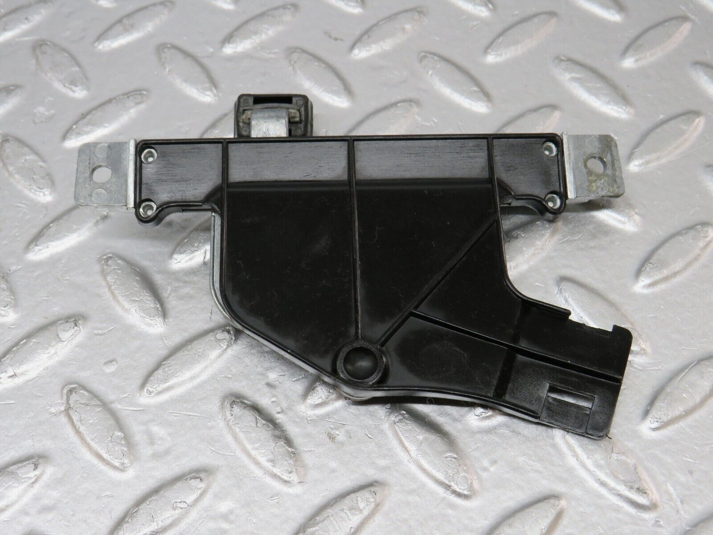 34334 Mercedes-Benz C126 380SEC Coupe Rear Heater Regulator 1268300385