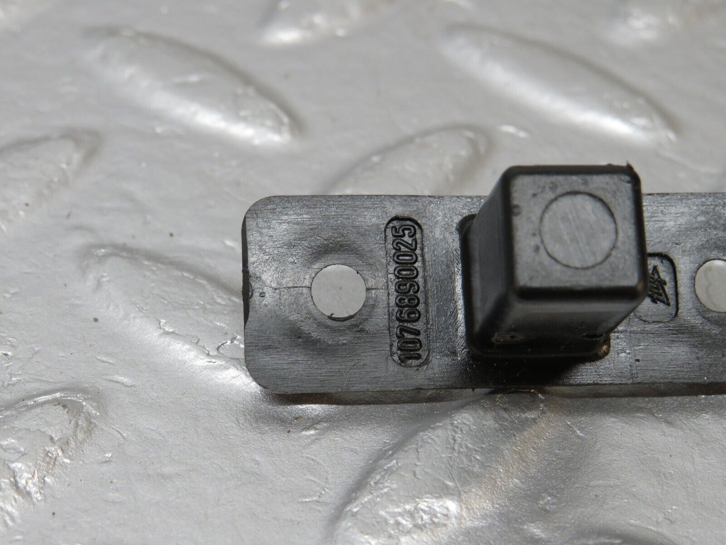 39837 Mercedes-Benz R107 350SL Glove Box Lock 1076890025