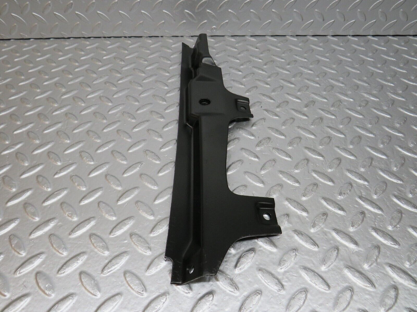 0808 Mercedes-Benz C107 350SLC Coupe Rear Right Inner Window Seal Holder Bracket