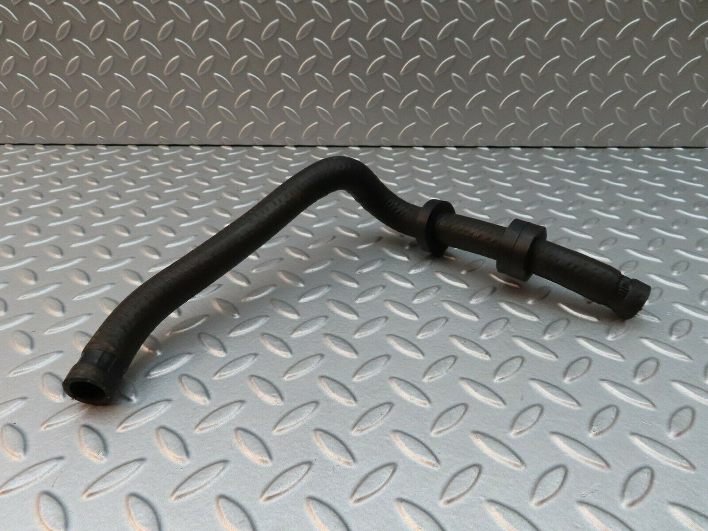5085 Mercedes-Benz R107 350SL Radiator Pipe Hose