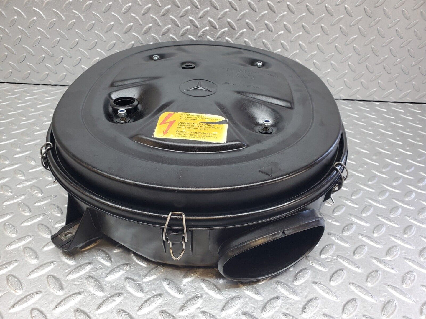 45163 Mercedes-Benz R129 300SL Coupe Air Filter Box Housing 0130947202