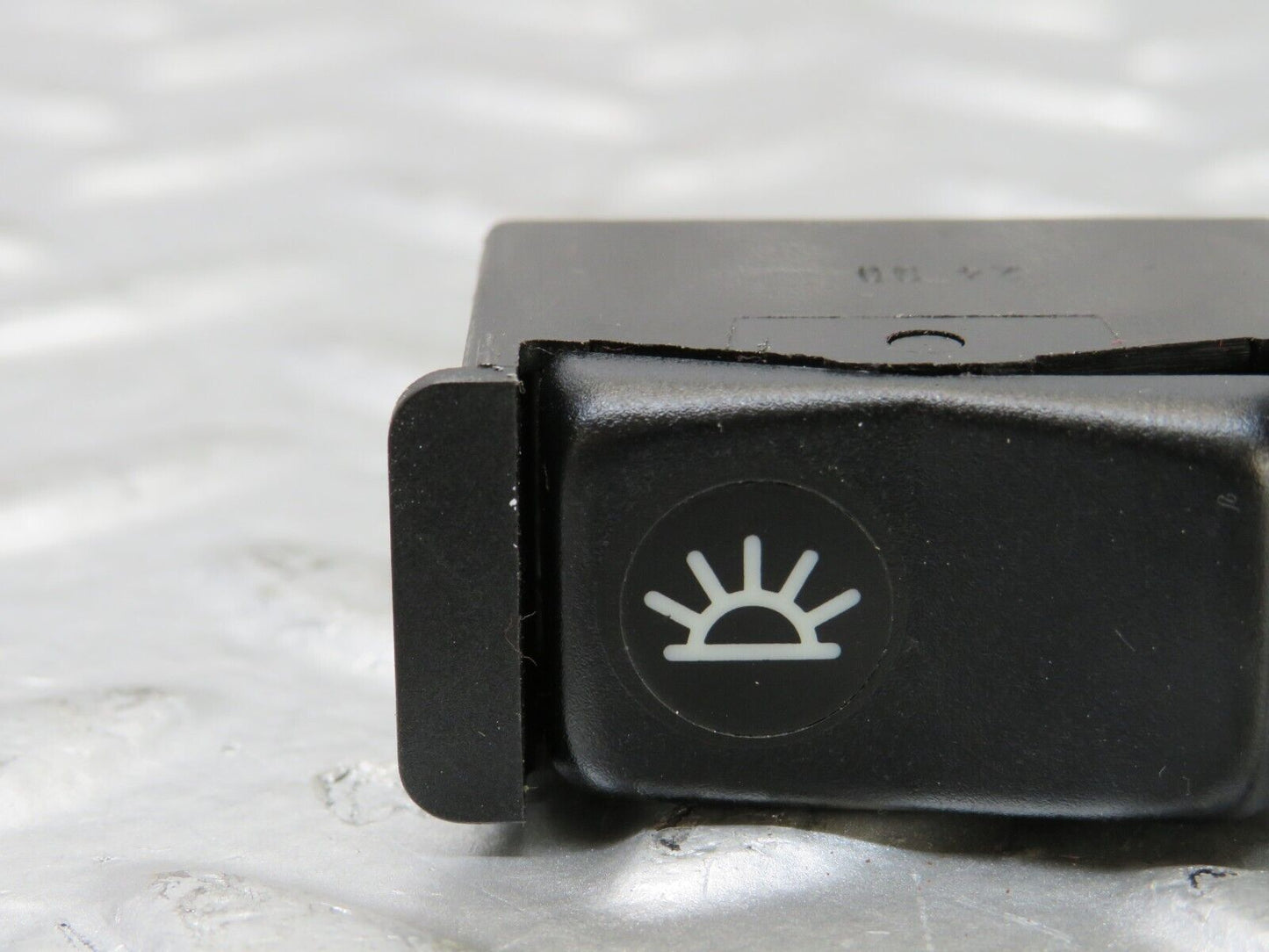 25344 Mercedes-Benz W201 190D Interior Dome Light Switch 0008205810