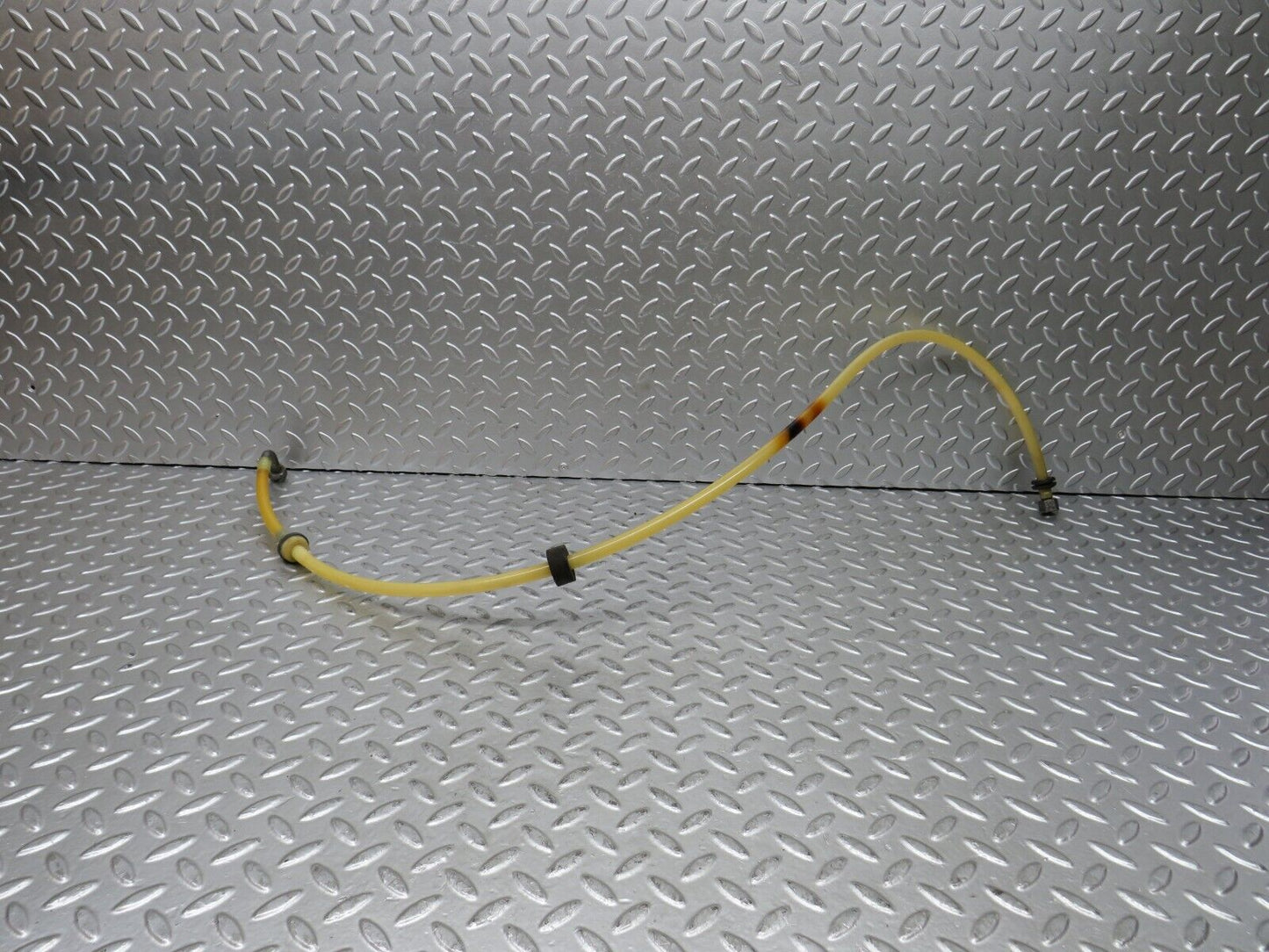 28116 Mercedes-Benz W123 280E Brake Servo Vacuum Pipe