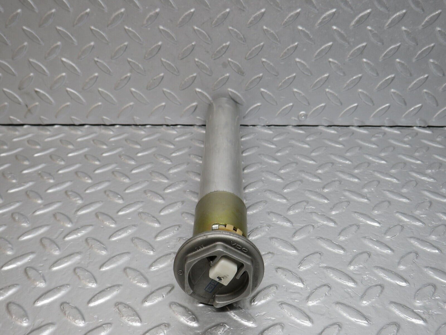 39782 Mercedes-Benz R129 320SL Coupe Fuel Level Sender Unit 1295420004