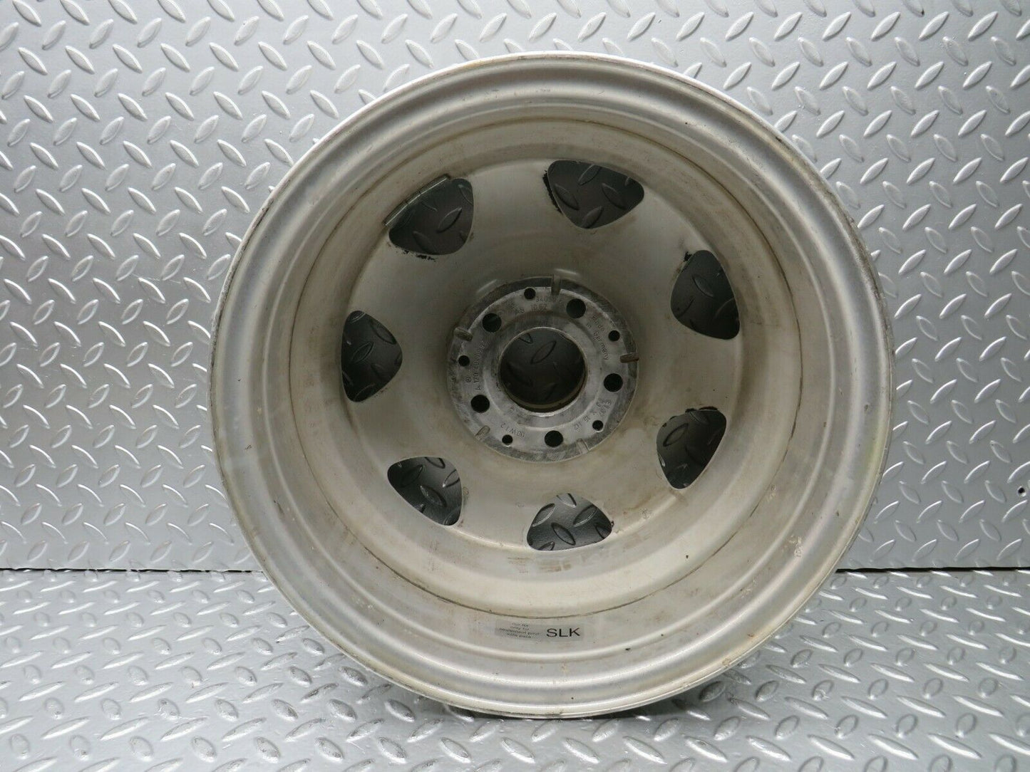 22843 Mercedes-Benz S123 280TE Alloy Wheel 7Jx15H2 ET37 1704010002