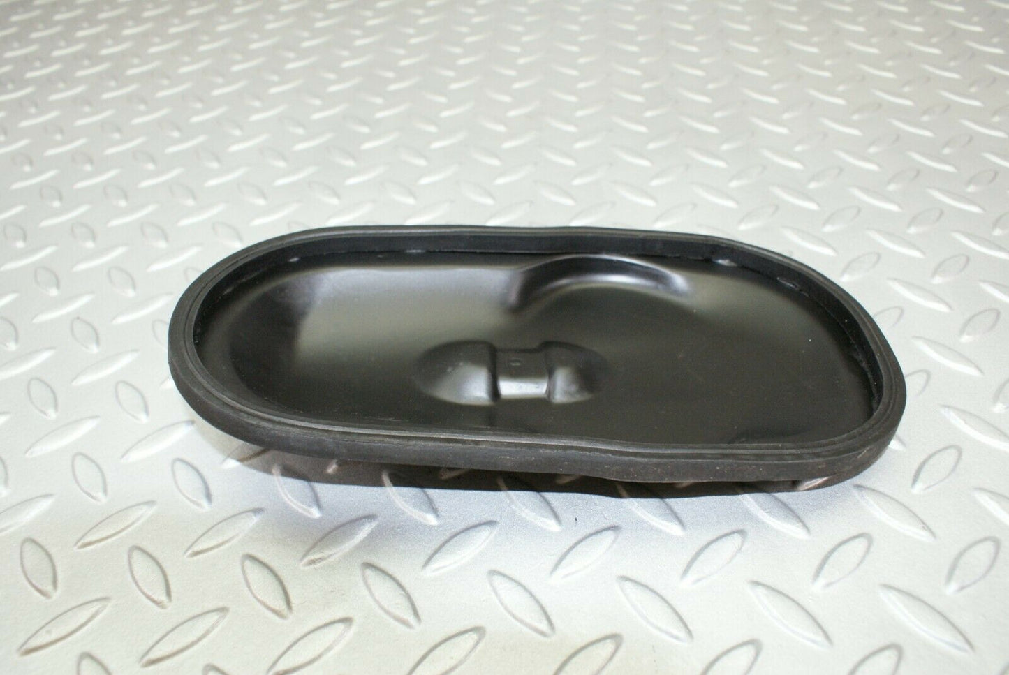 3030 Mercedes-Benz W116 350SE Headlamp Access Panel Right With Spring Clip