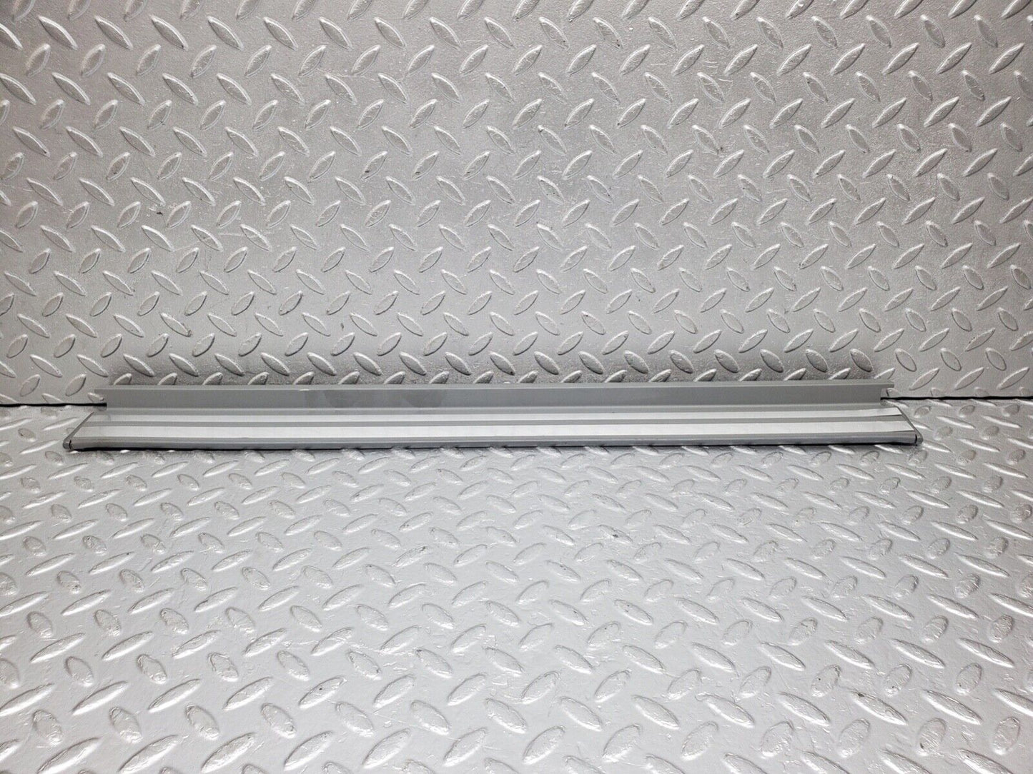 44582 Mercedes-Benz W124 220E Front Left Door Sill Trim
