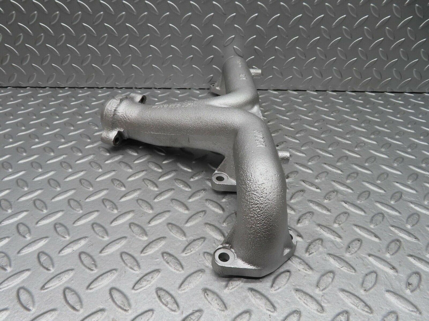 14423 Mercedes-Benz W116 350SE Exhaust Manifold Right 1161423701