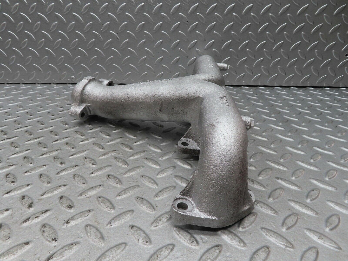 17784 Mercedes-Benz W116 450SEL Exhaust Manifold Right Side 1171428901