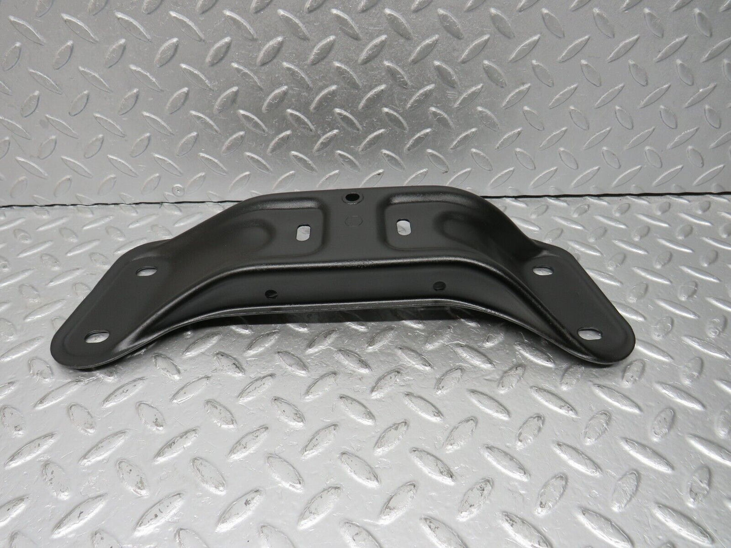 39568 Mercedes-Benz R129 320SL Coupe Gearbox Mount Bracket