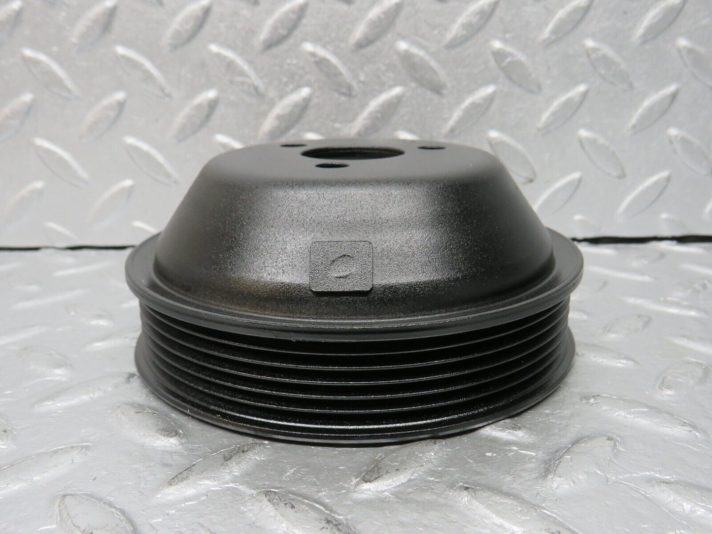 39571 Mercedes-Benz R129 320SL Coupe Water Pump Pulley 1042300015