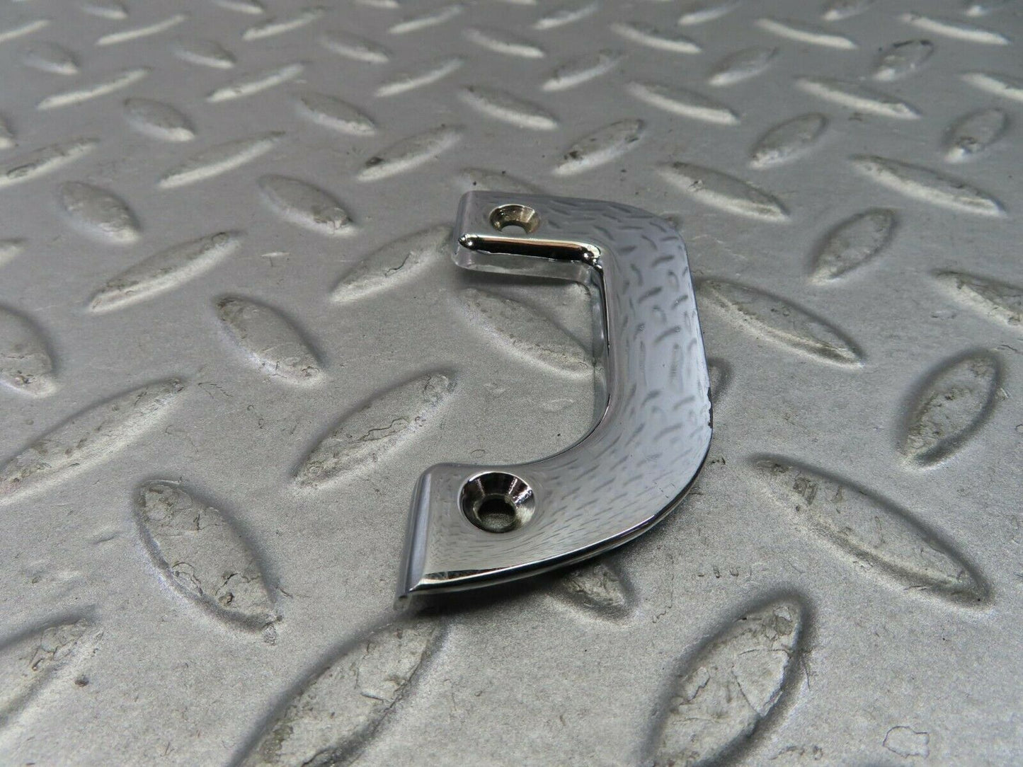 9052 Mercedes-Benz W115 Right Interior Chrome Door Latch Trim