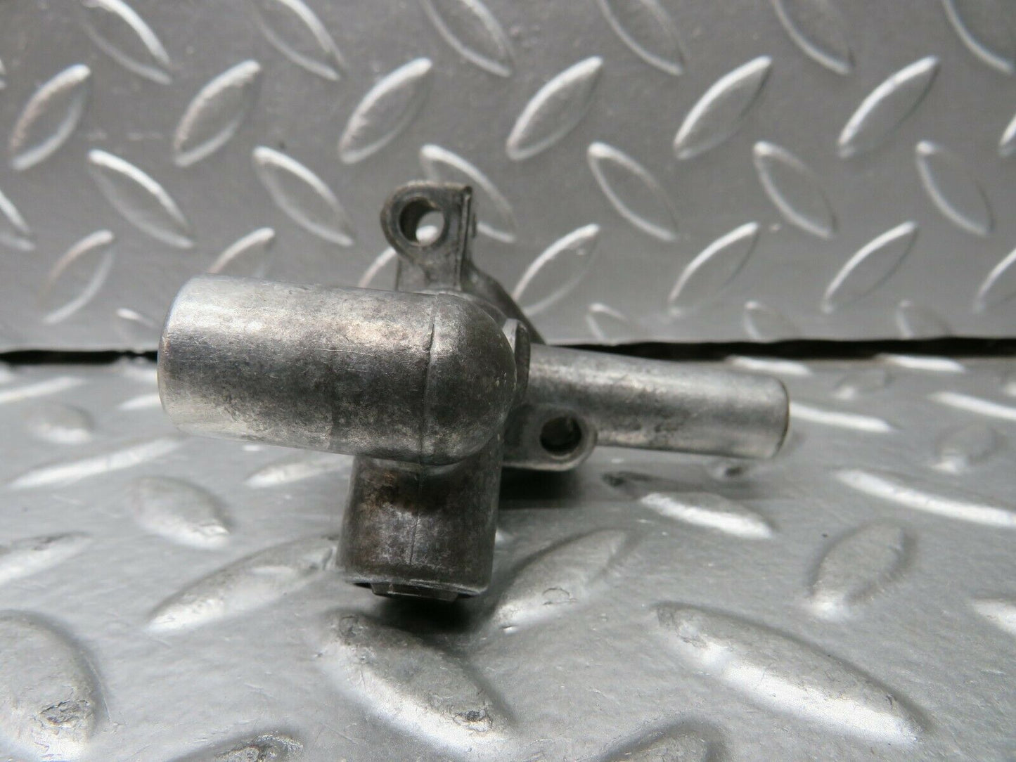 23084 Mercedes-Benz C123 230CE Coupe Idle Control Valve 1020940512
