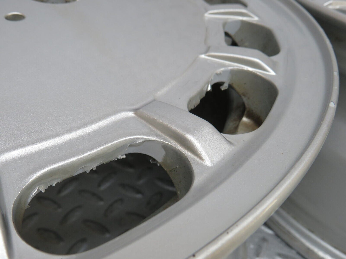 36923 Mercedes-Benz Alloy Wheel Set 7Jx15 H2 ET44 2014001302