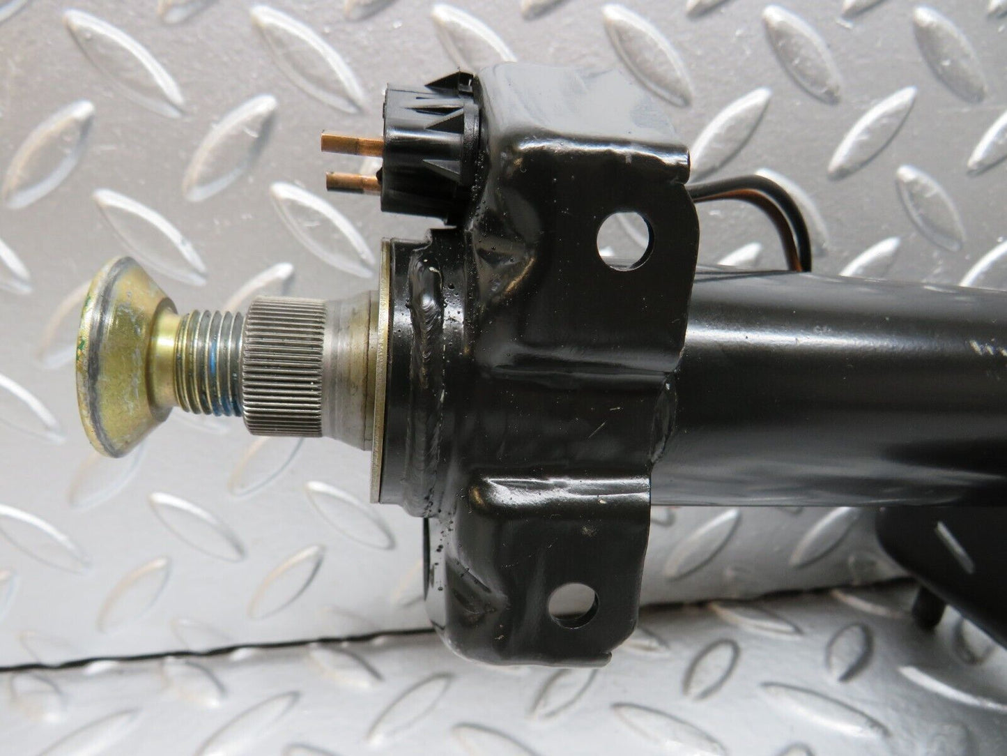 27136 Mercedes-Benz W123 280E Steering Column