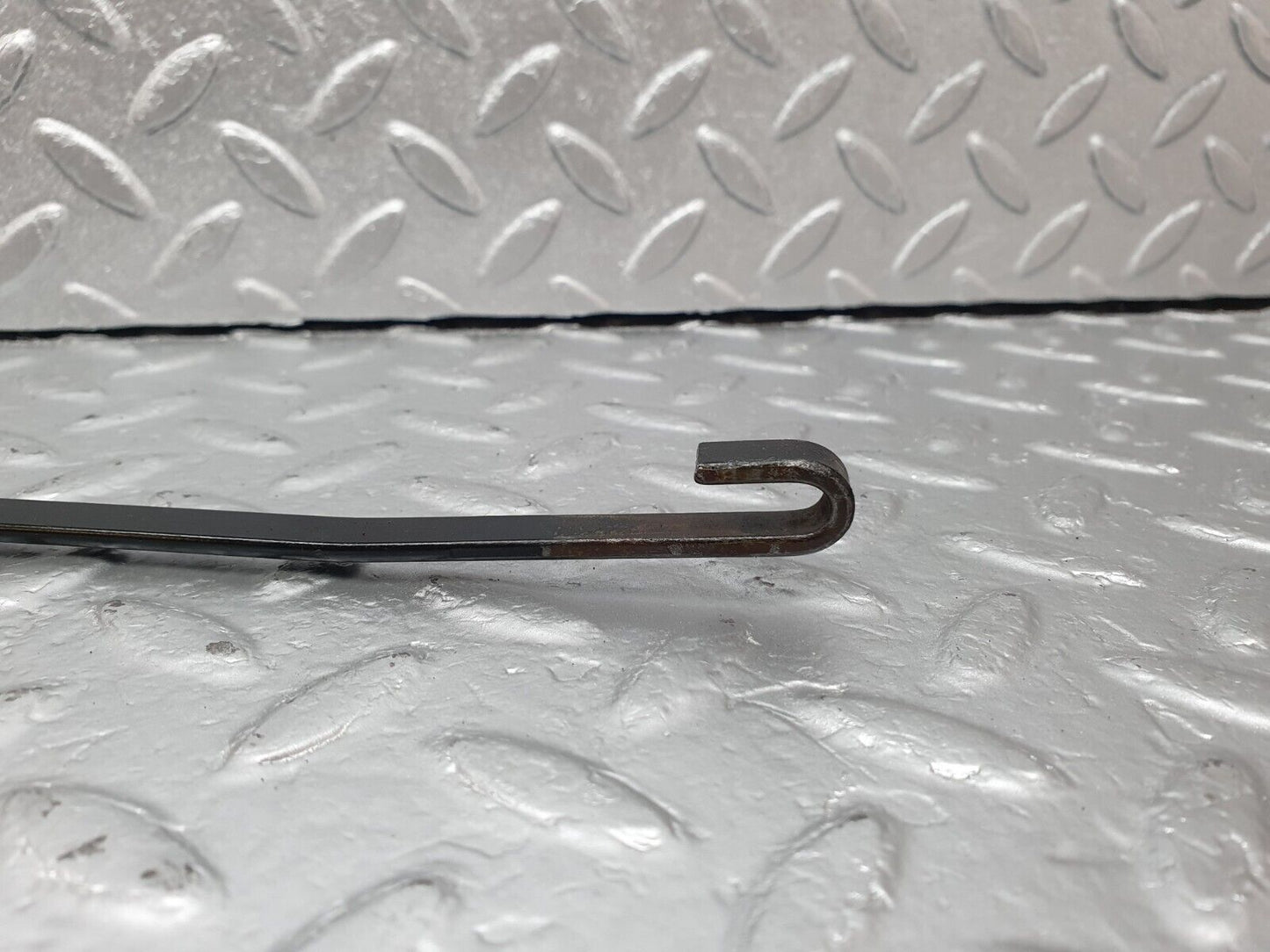 42341 Mercedes-Benz R129 320SL Coupe Wiper Arm Bosch