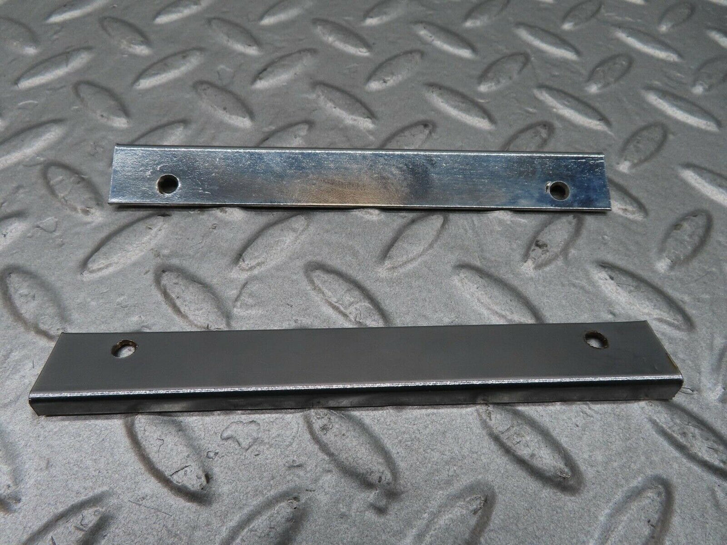14158 Mercedes-Benz C107 280SLC A Pillar Lower Chrome Moulding Trim