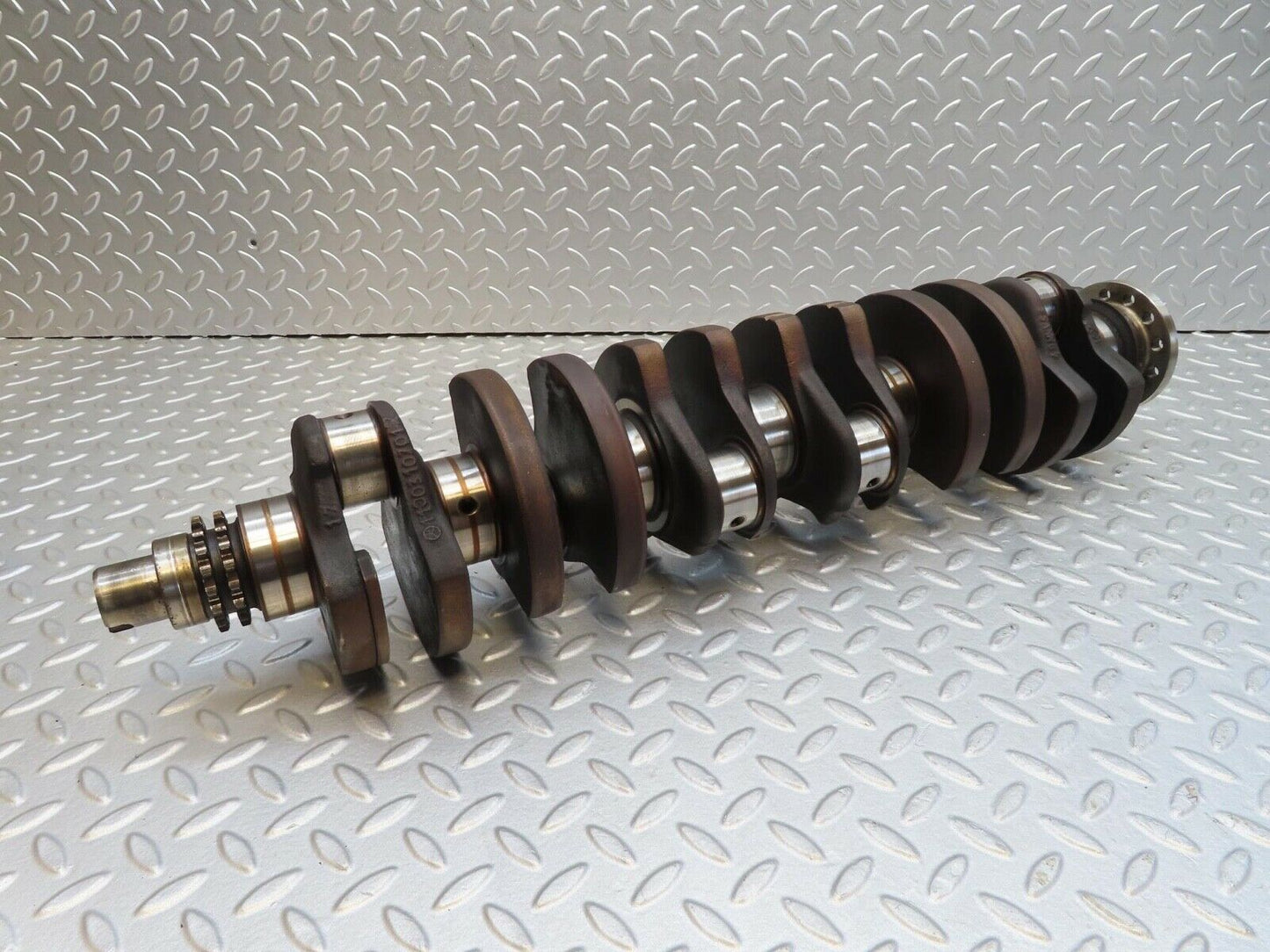 16141 Mercedes-Benz W123 280E Crankshaft 1100310701