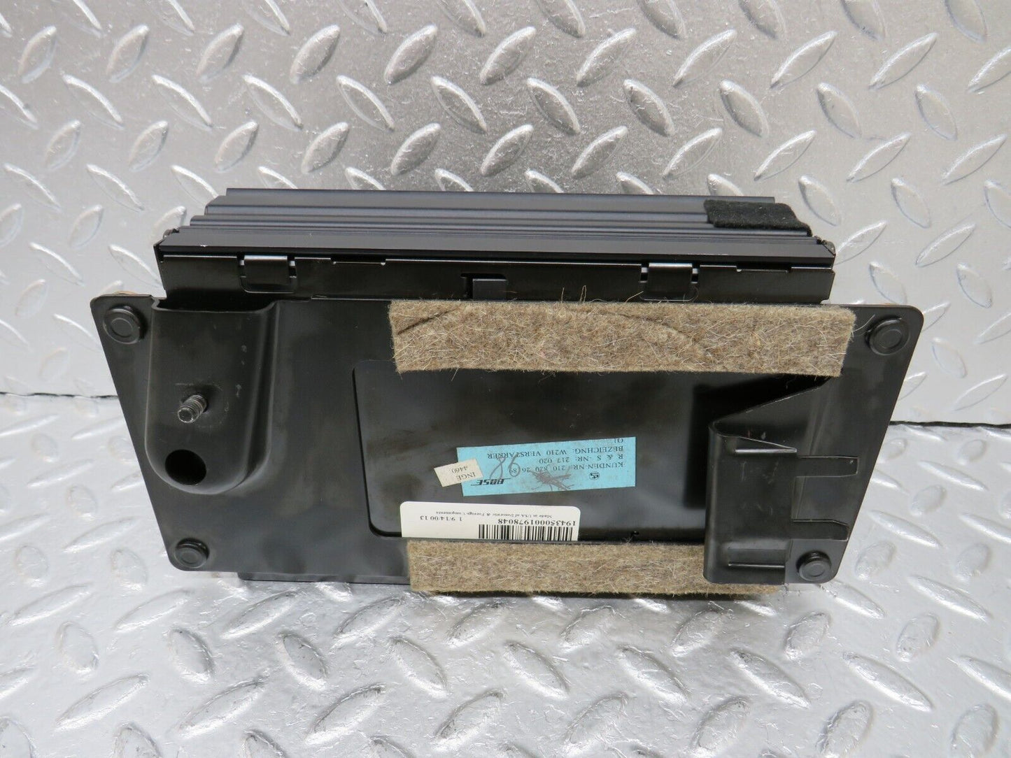 34803 Mercedes-Benz W210 320E Audio Radio Amplifier Control Unit Bose 21082026