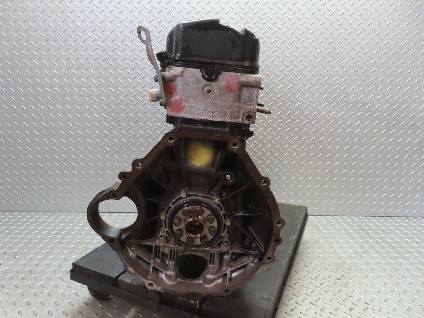 16527 Mercedes-Benz W124 260E 6 Cylinder Petrol Engine M103.940