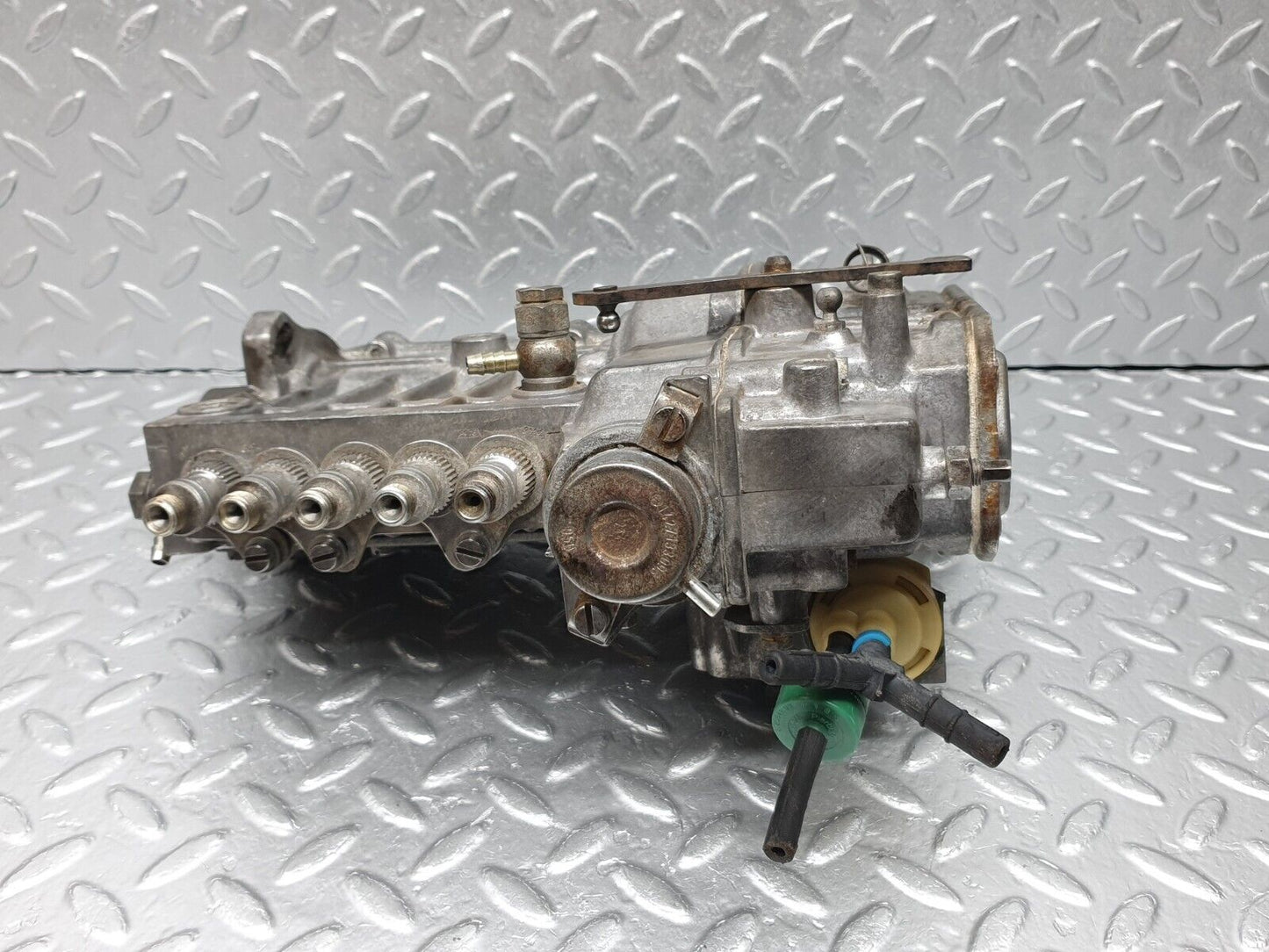 40862 Mercedes-Benz W123 300D Diesel Fuel Injection Pump Bosch 0112466193 6170702901