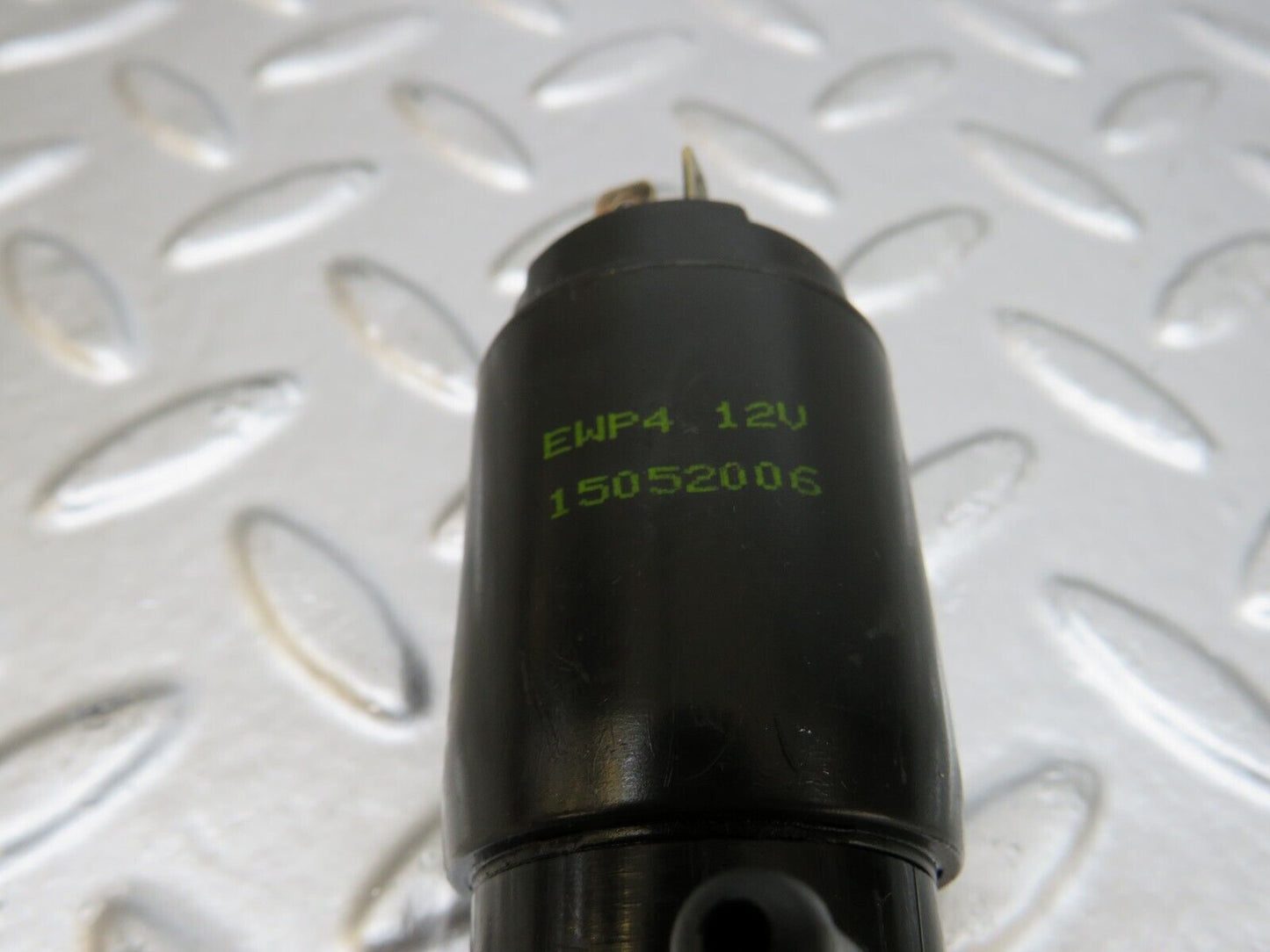 25452 Mercedes-Benz W123 200 Windscreen Washer Pump