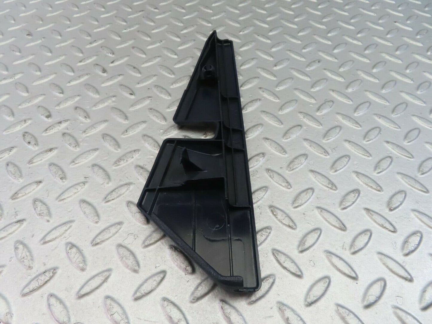 10330 Mercedes-Benz W201 190E Front Right Seat Cover 1249190220